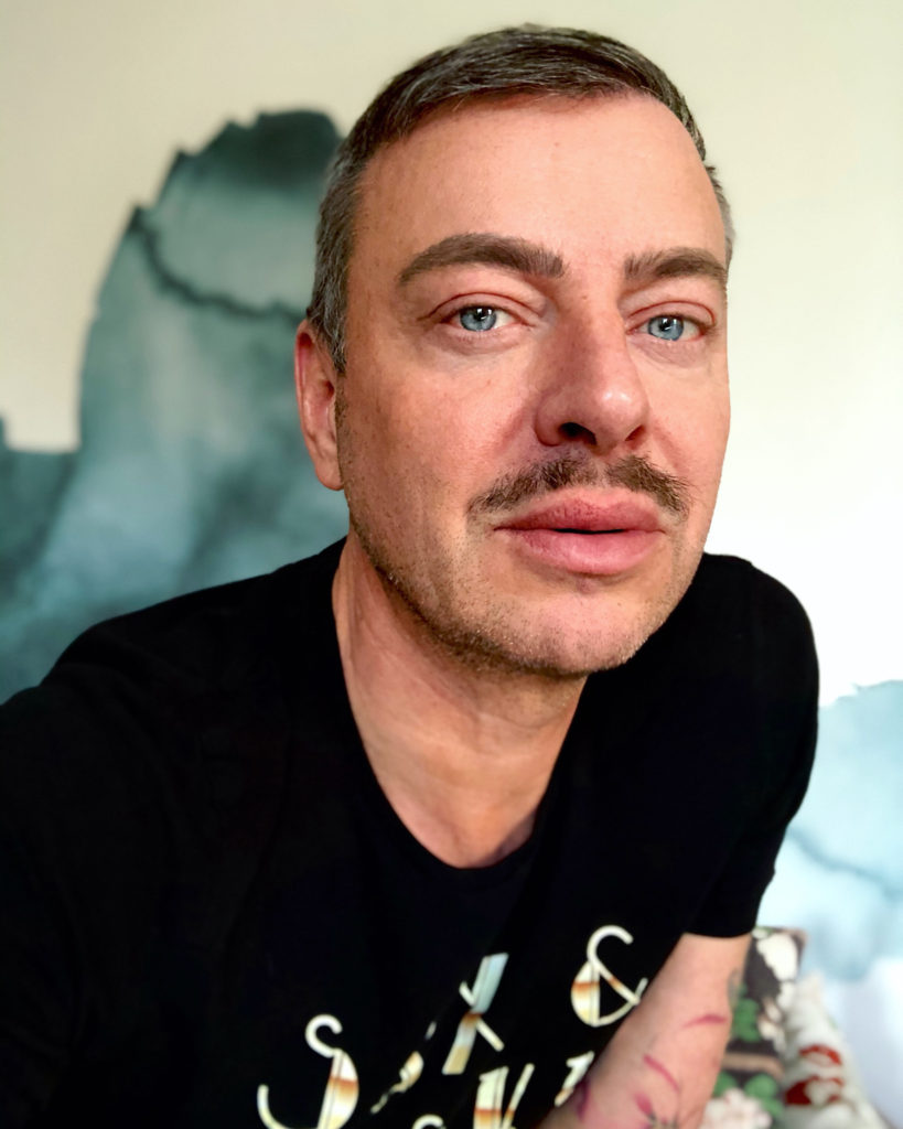 Mió Mathias Evanne
Frisör Multiartist